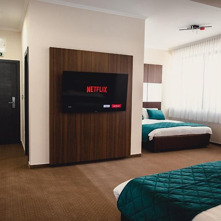 Hotel Brcko Gas Bijeljina Bilik gambar