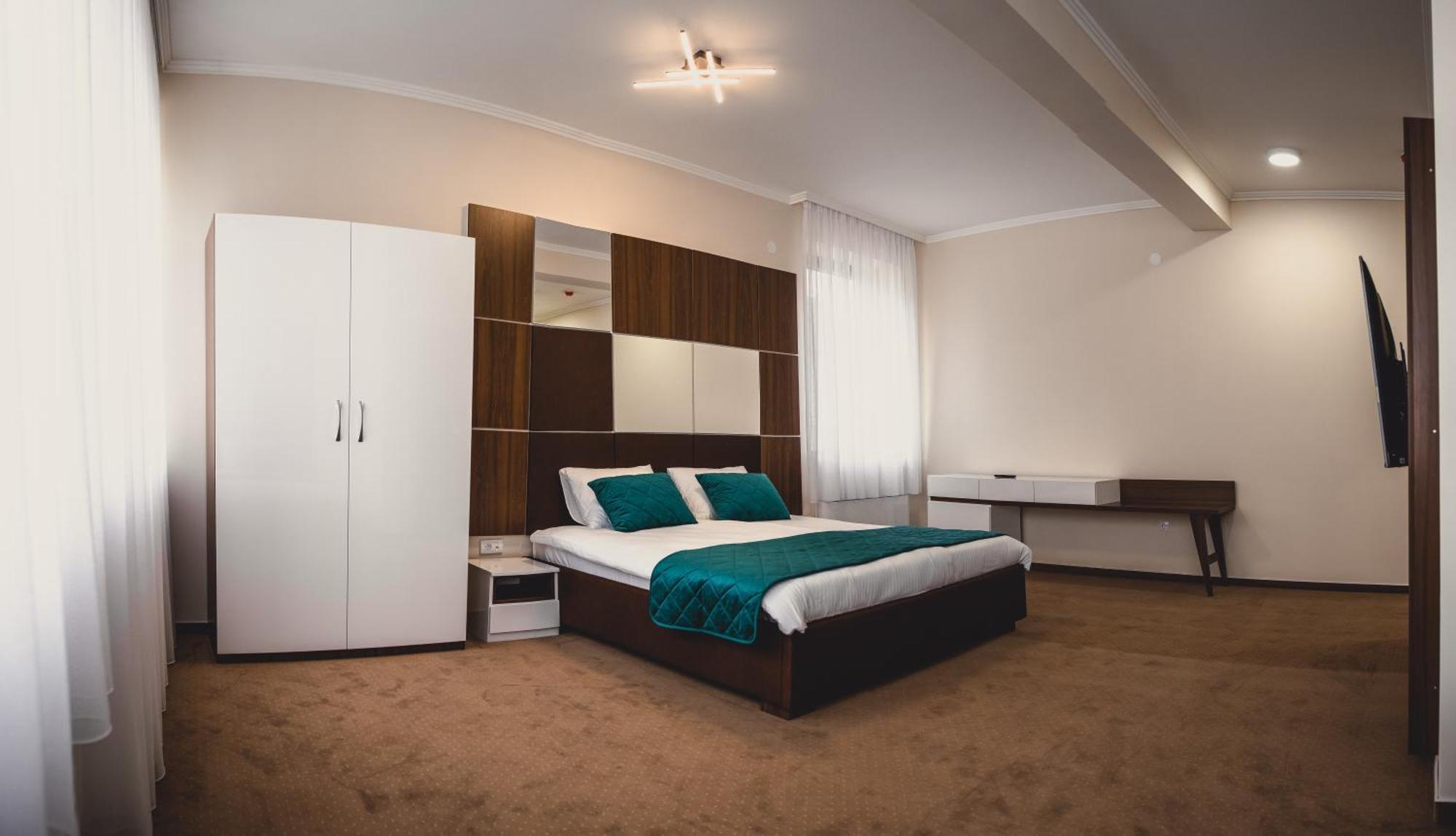 Hotel Brcko Gas Bijeljina Bilik gambar