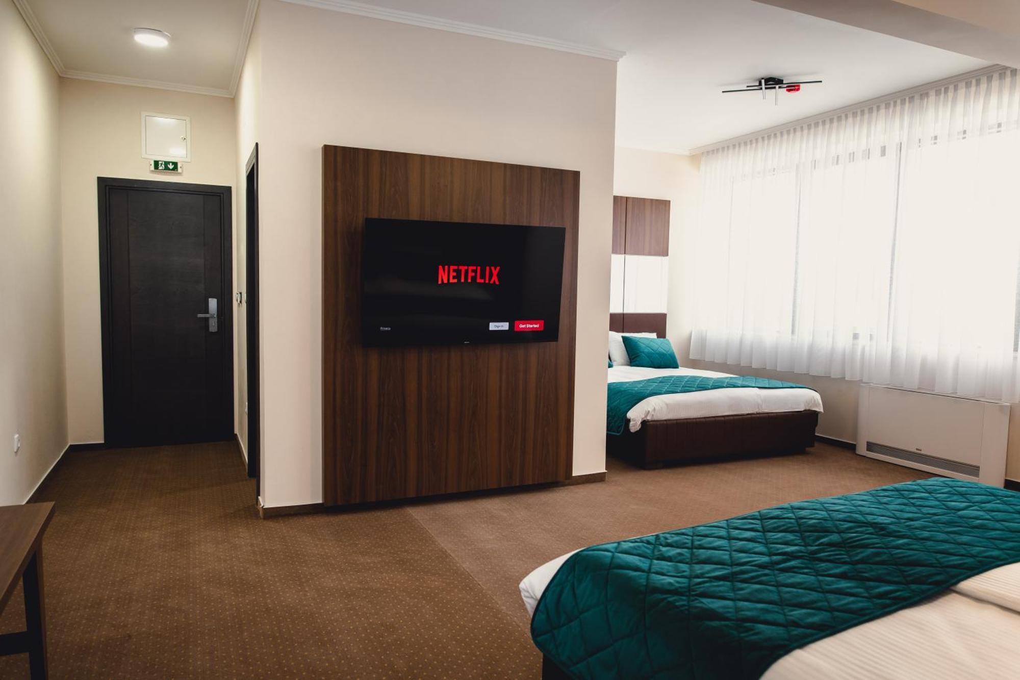 Hotel Brcko Gas Bijeljina Bilik gambar